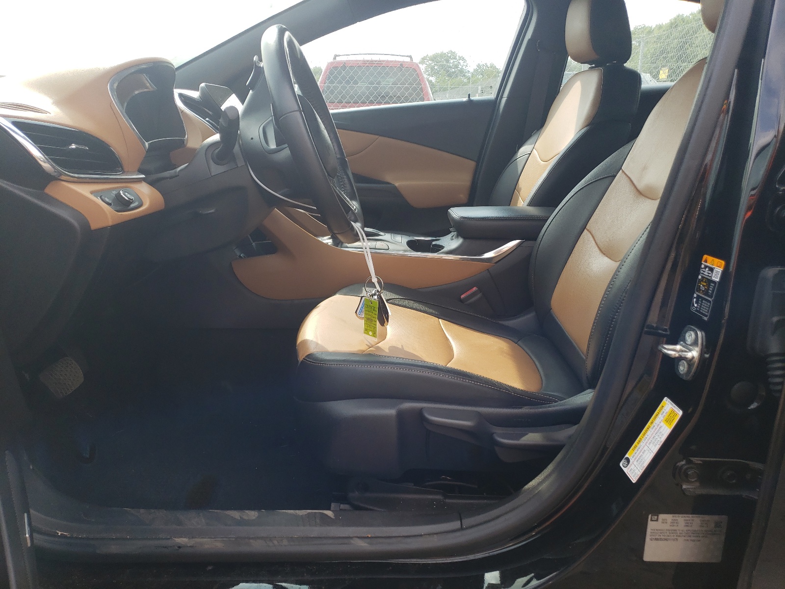 1G1RA6S51HU123996 2017 Chevrolet Volt Lt