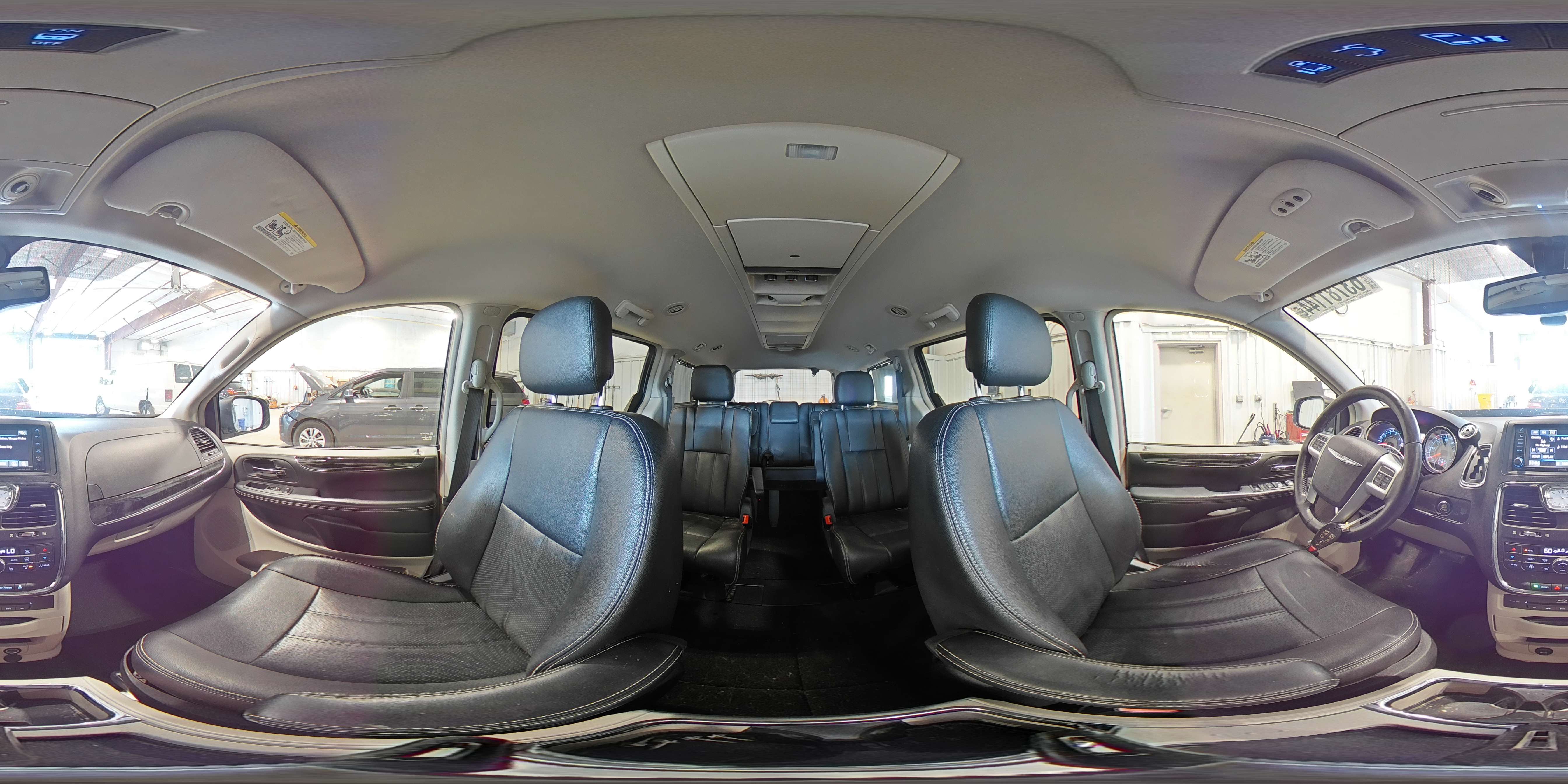 2015 Chrysler Town & Country Touring L VIN: 2C4RC1CG7FR754881 Lot: 63781144