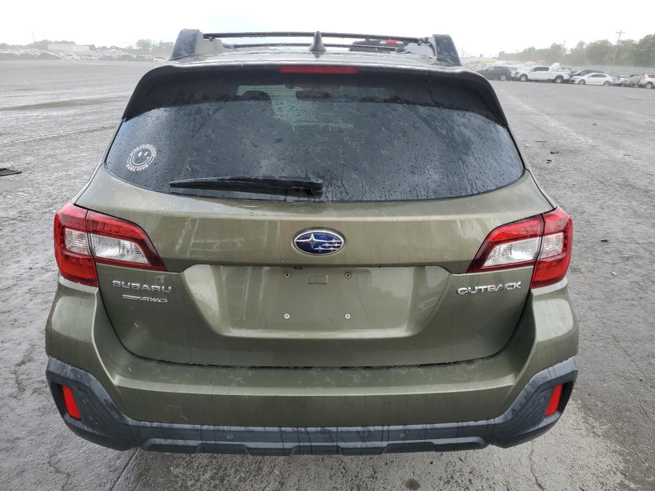 2018 Subaru Outback 2.5I Limited VIN: 4S4BSANC3J3217890 Lot: 63595774