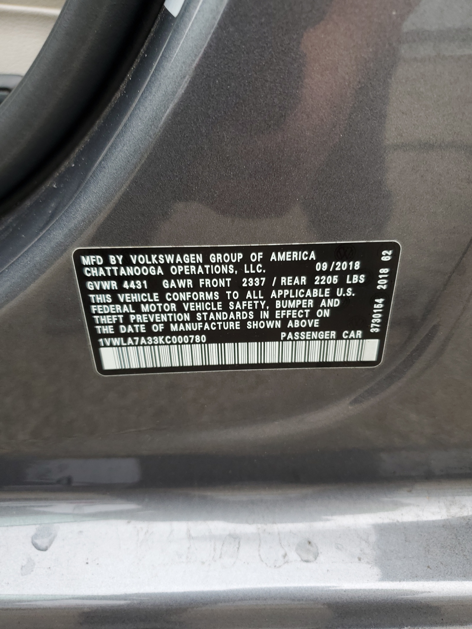 1VWLA7A33KC000780 2019 Volkswagen Passat Wolfsburg