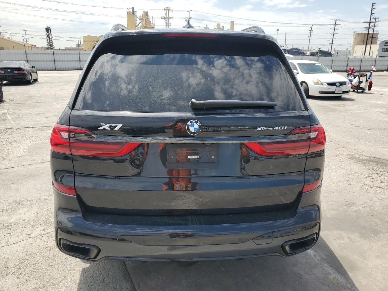 5UXCW2C04N9K10301 2022 BMW X7 xDrive40I