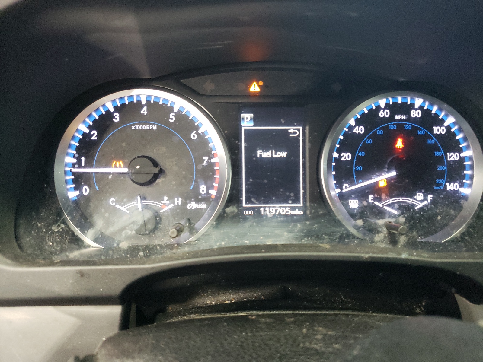 5TDZZRFH1HS196635 2017 Toyota Highlander Le