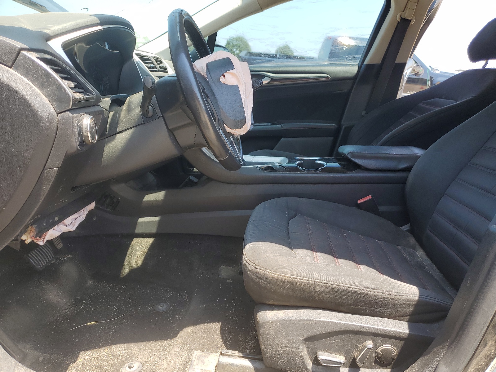 3FA6P0H74FR136637 2015 Ford Fusion Se