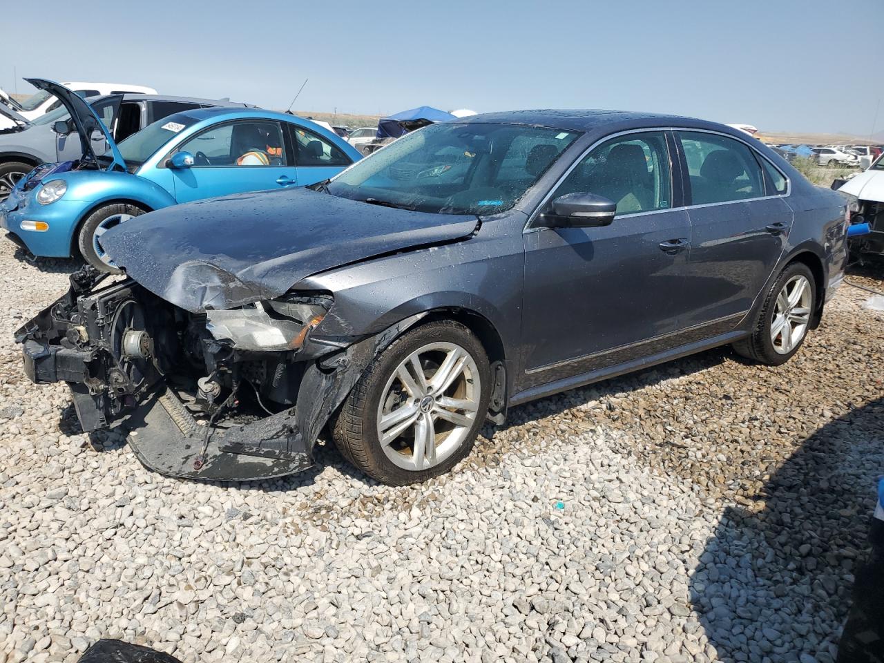 2014 Volkswagen Passat - Image 1
