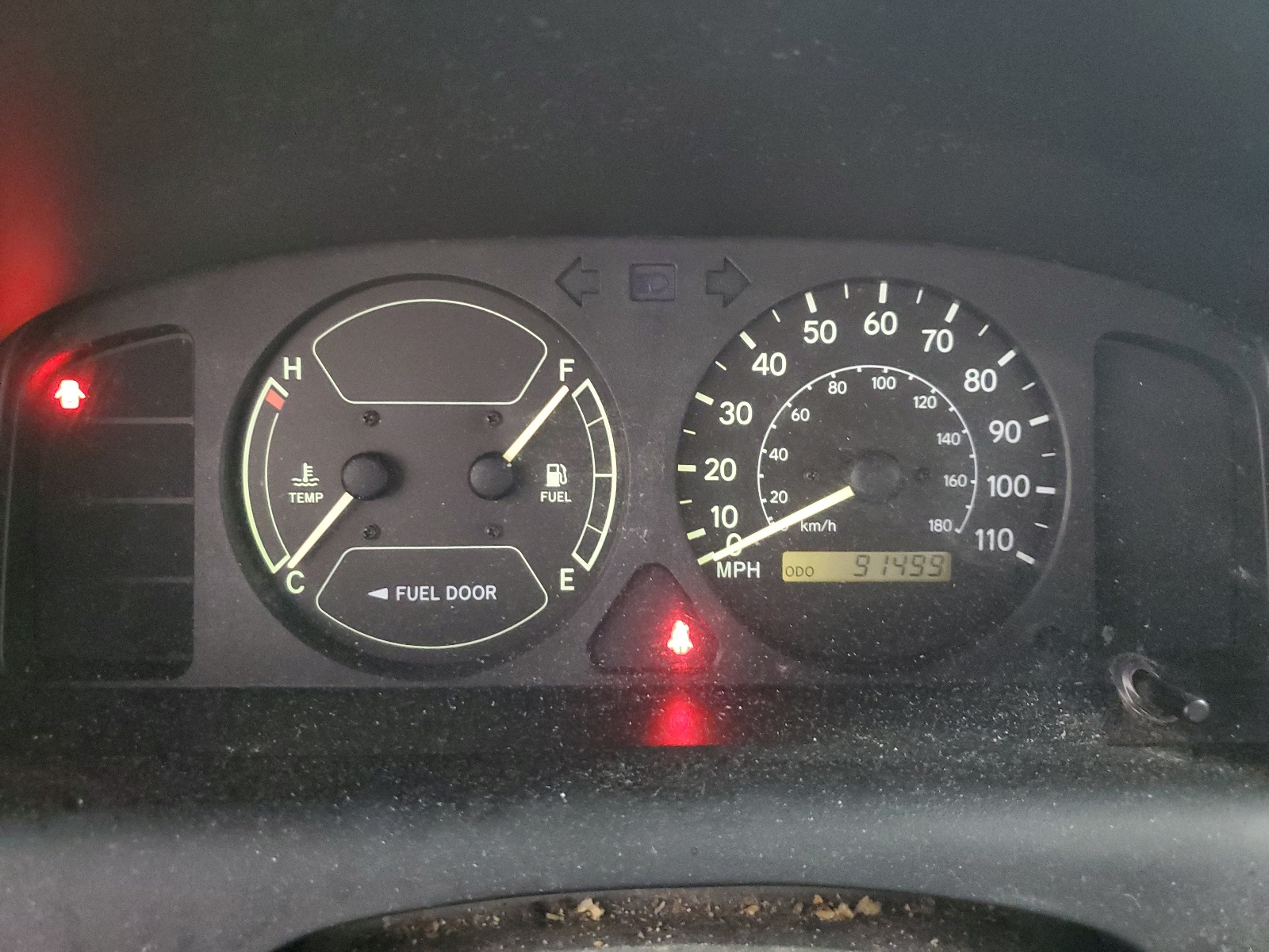 1Y1SK5280XZ437792 1999 Chevrolet Geo Prizm Base