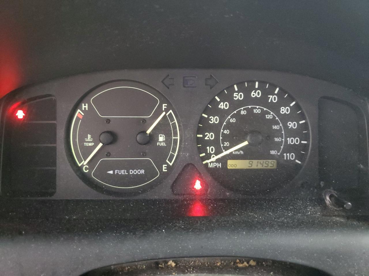 1999 Chevrolet Geo Prizm Base VIN: 1Y1SK5280XZ437792 Lot: 63135974