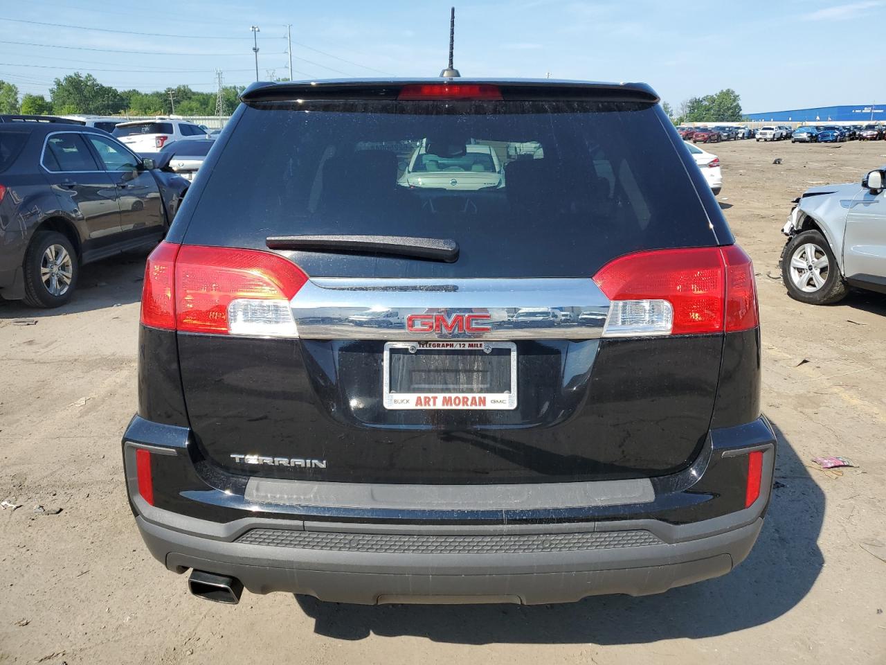 2017 GMC Terrain - Image 6