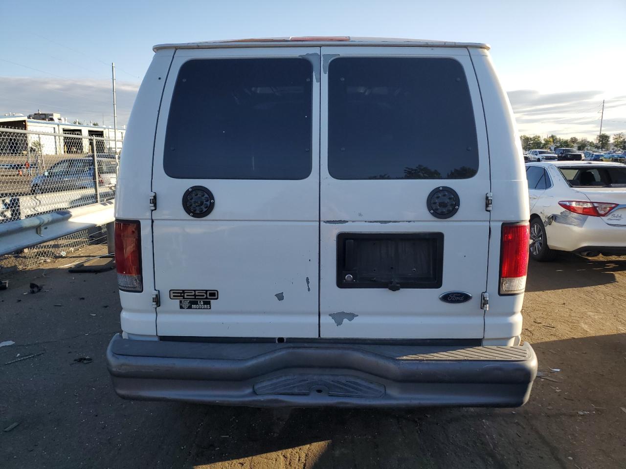 2005 Ford Econoline E250 Van VIN: 1FTNE24L25HB41068 Lot: 61883044