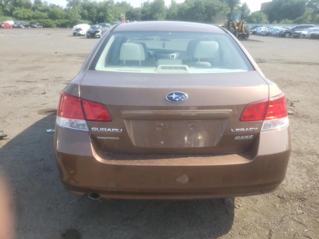 4S3BMBC60B3211953 2011 Subaru Legacy 2.5I Premium