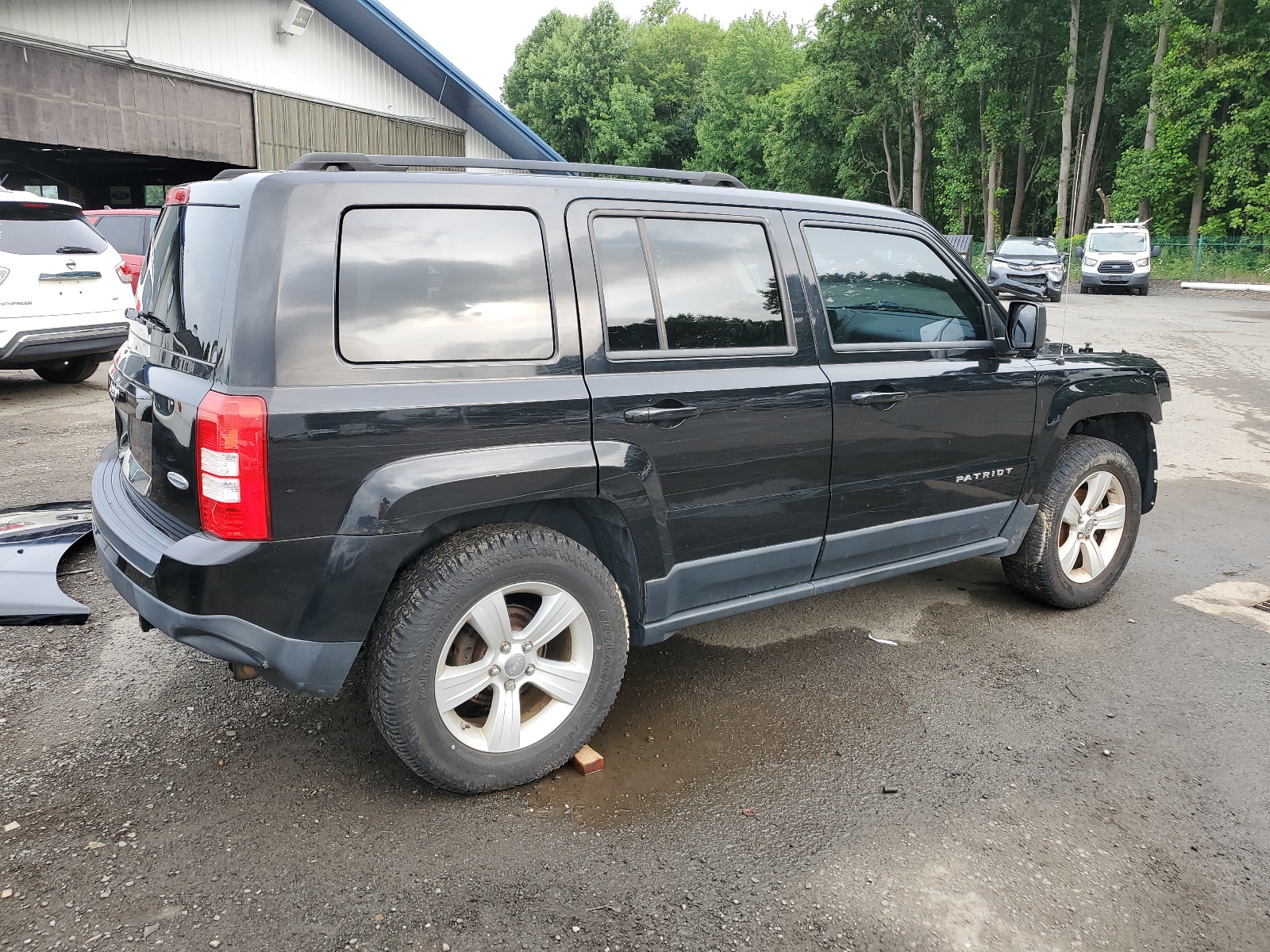 2012 Jeep Patriot Latitude vin: 1C4NJRFB6CD633857