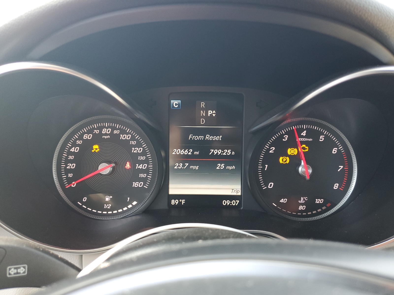 WDDWJ4JB9HF584136 2017 Mercedes-Benz C 300