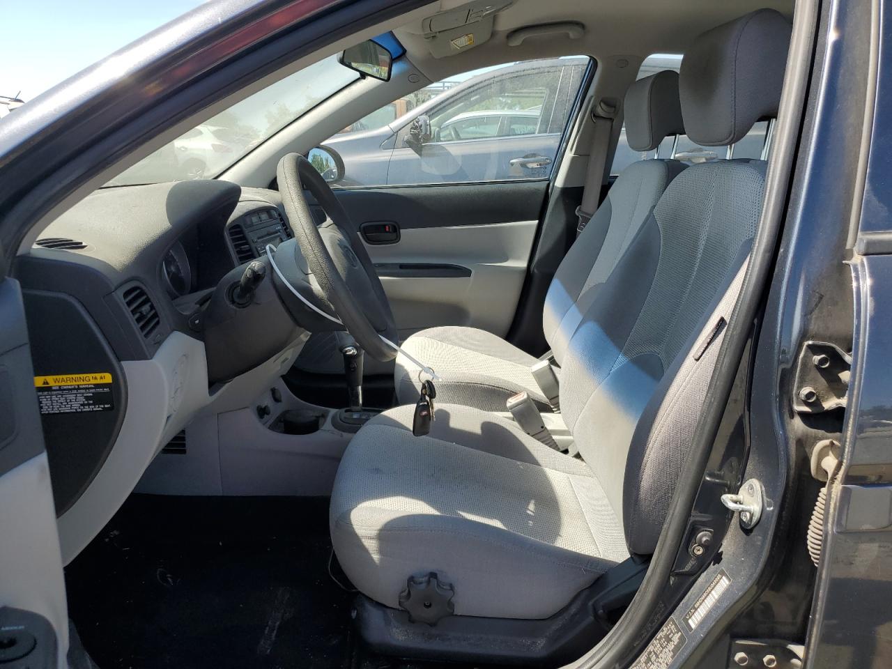 2009 Hyundai Accent - Image 7