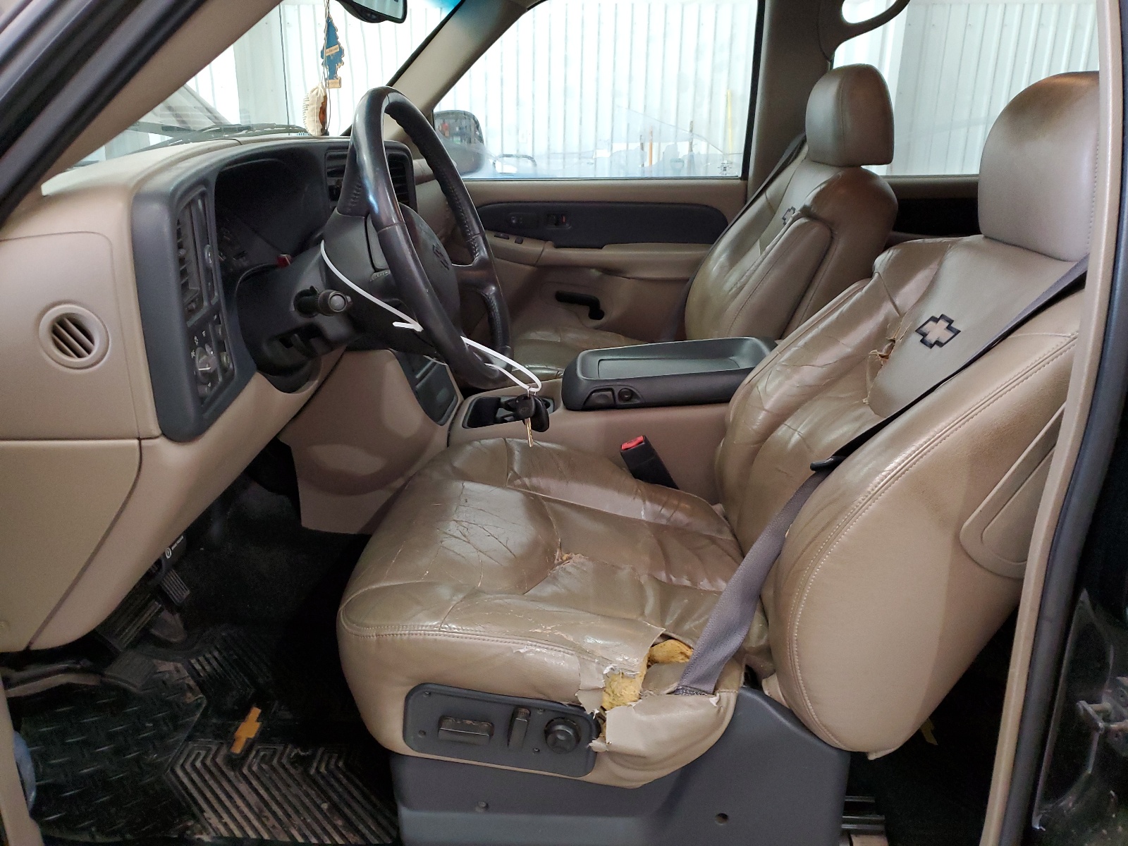 3GNEC13T62G112557 2002 Chevrolet Avalanche C1500