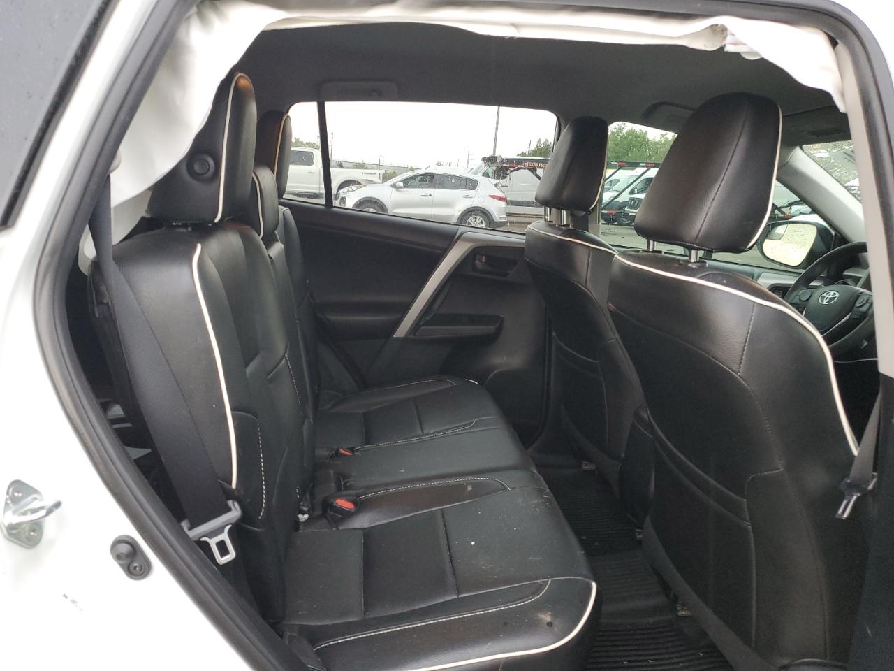 2017 Toyota Rav4 Le VIN: 2T3BFREV5HW619877 Lot: 63306364