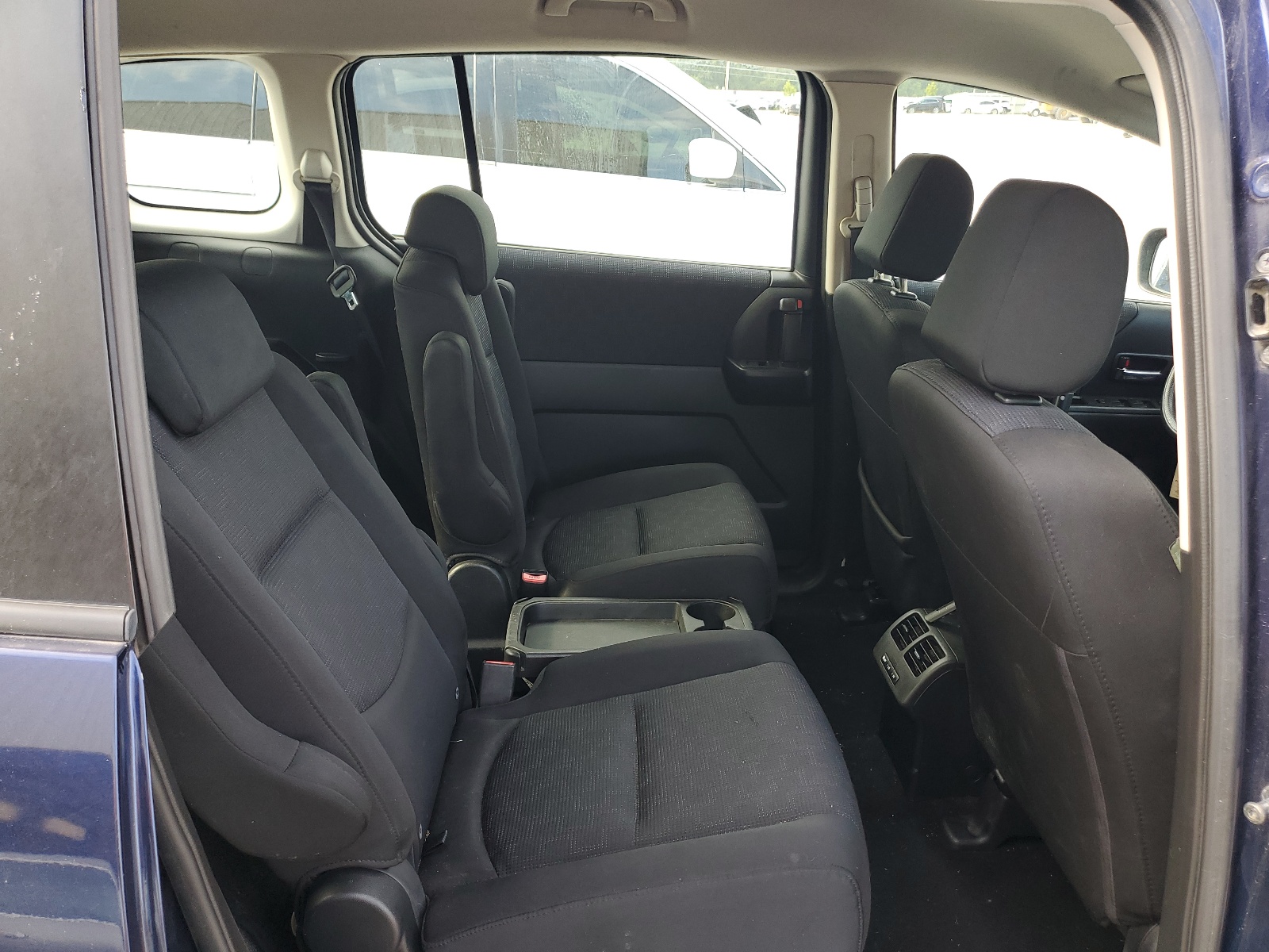 JM1CR293990355127 2009 Mazda 5