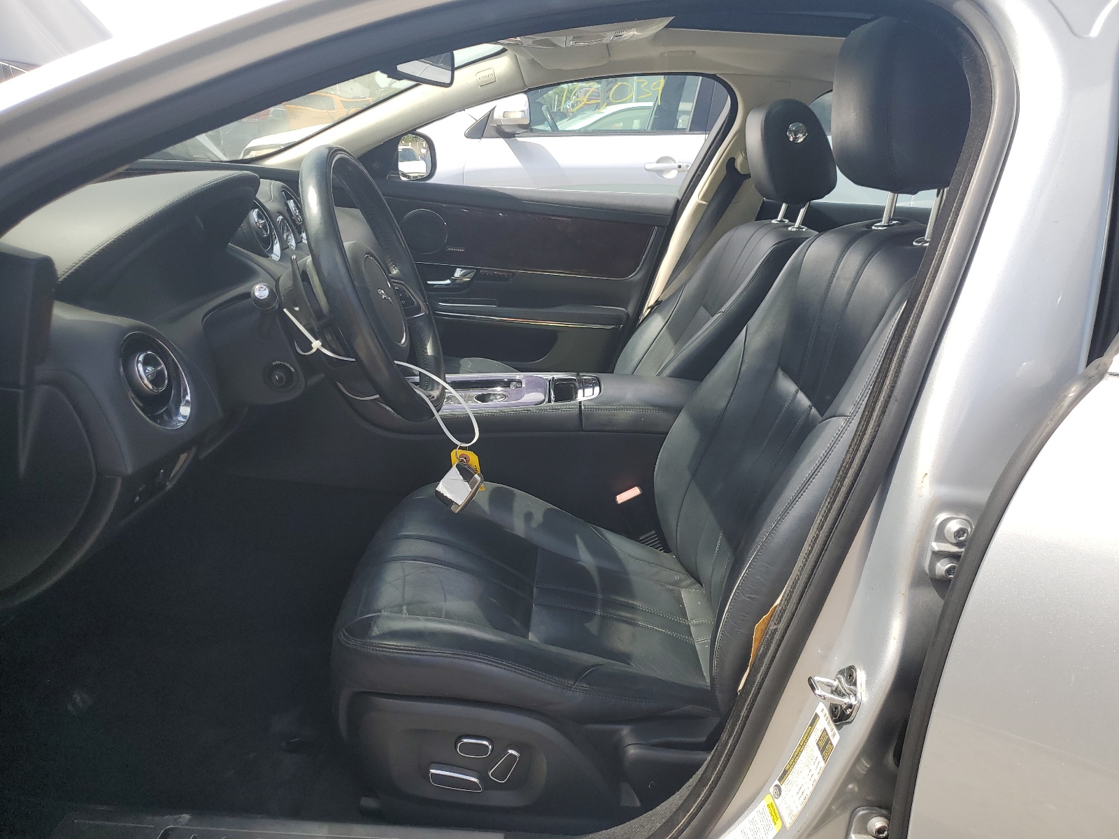 SAJWA1C77D8V43473 2013 Jaguar Xj