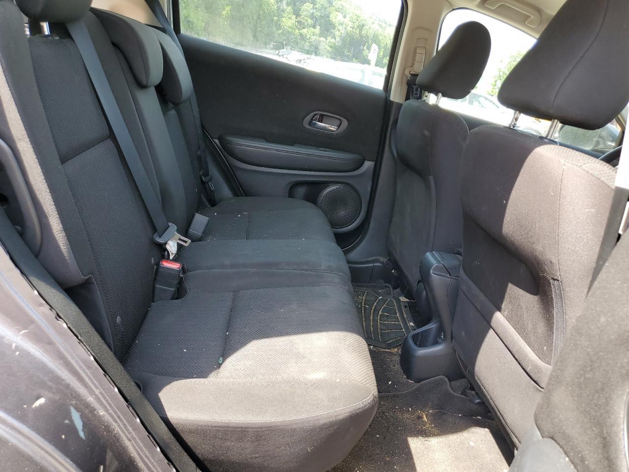 2017 Honda Hr-V Lx VIN: 3CZRU6H31GM742714 Lot: 61684204