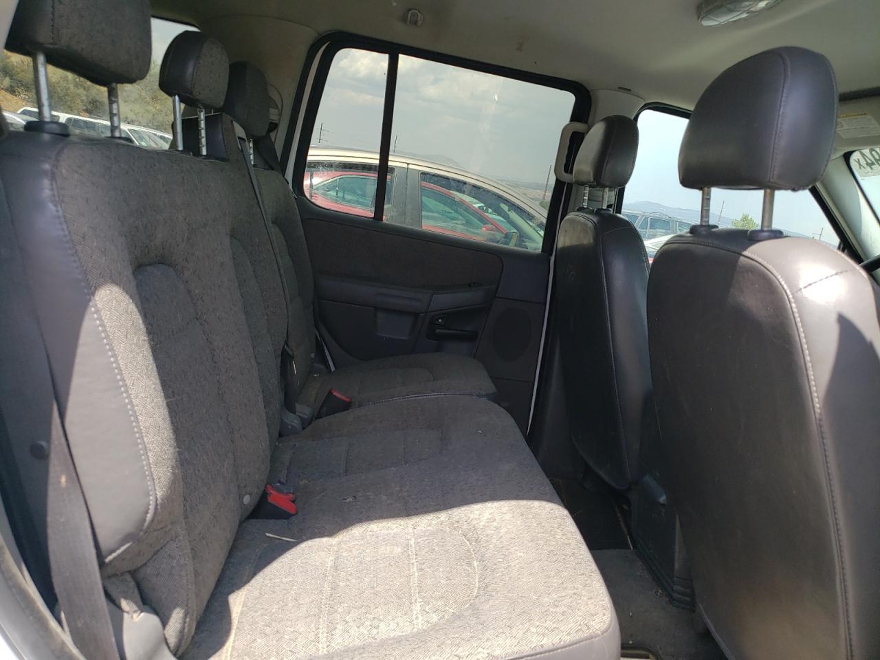 2004 Ford Explorer Xls VIN: 1FMDU72E44ZA96333 Lot: 64456094