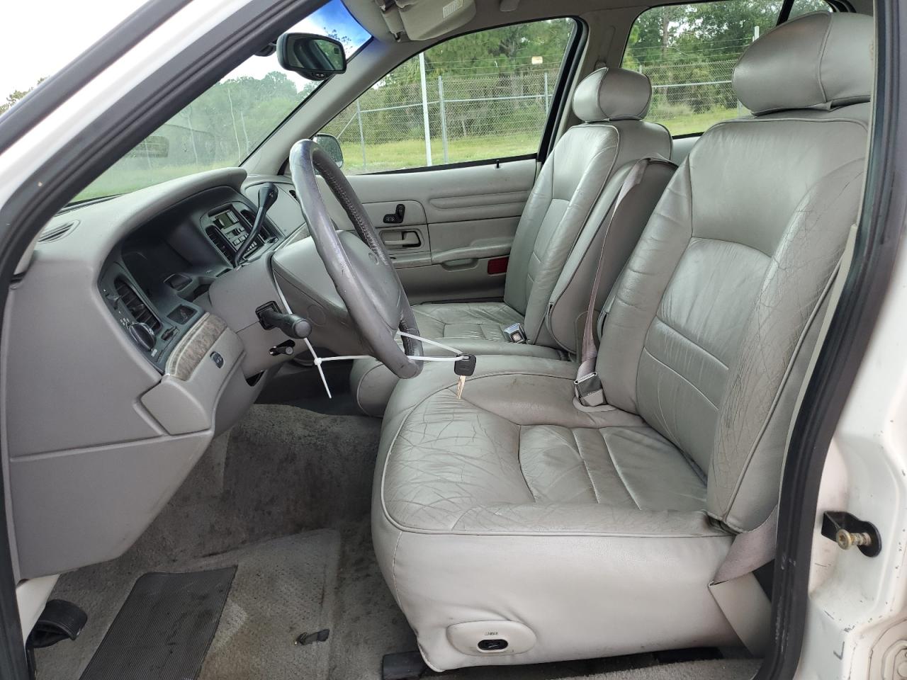 2000 Ford Crown Victoria Lx VIN: 2FAFP74W3YX150457 Lot: 63869194