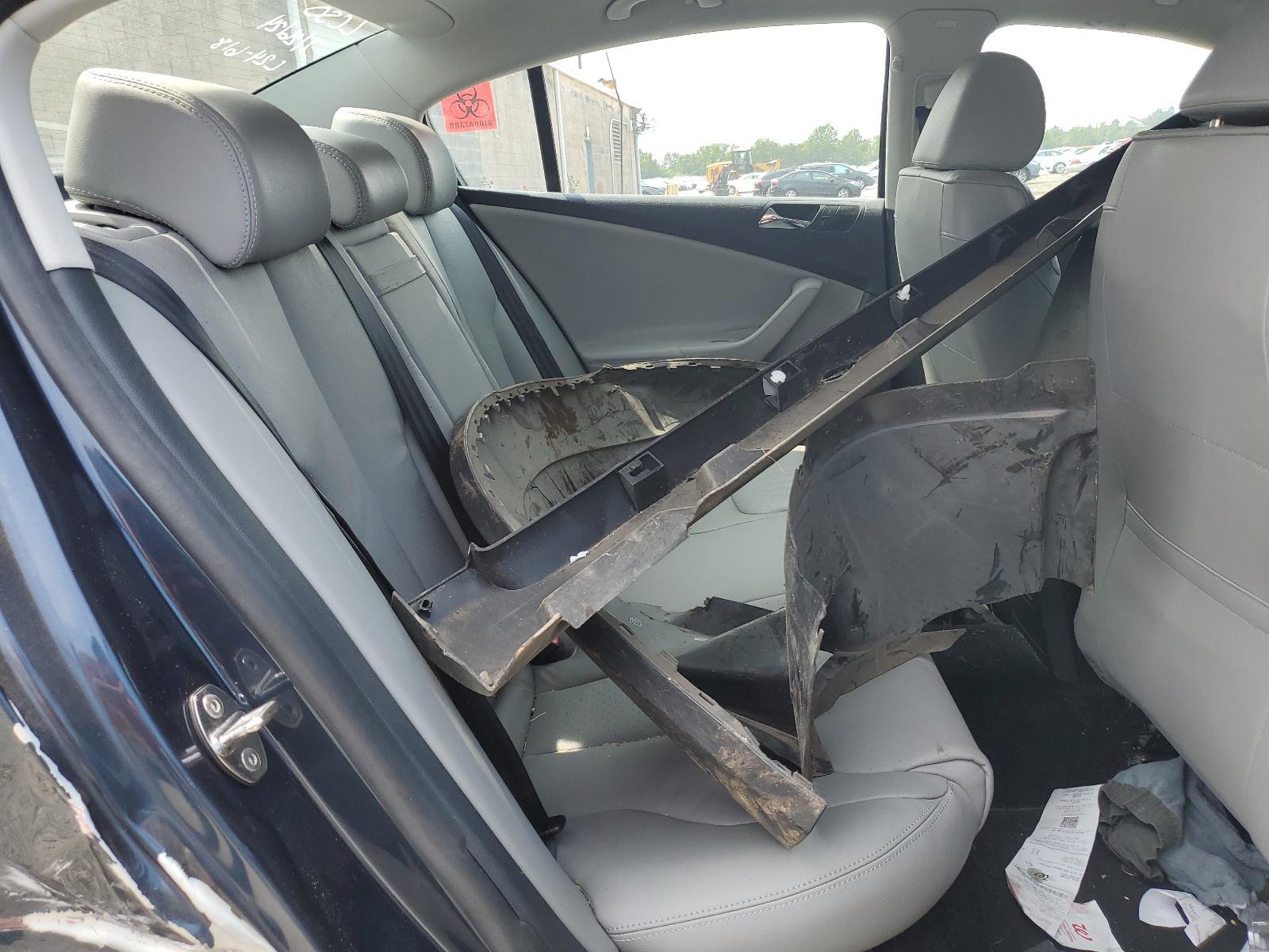 WVWEK73C57P013116 2007 Volkswagen Passat 2.0T Luxury Leather