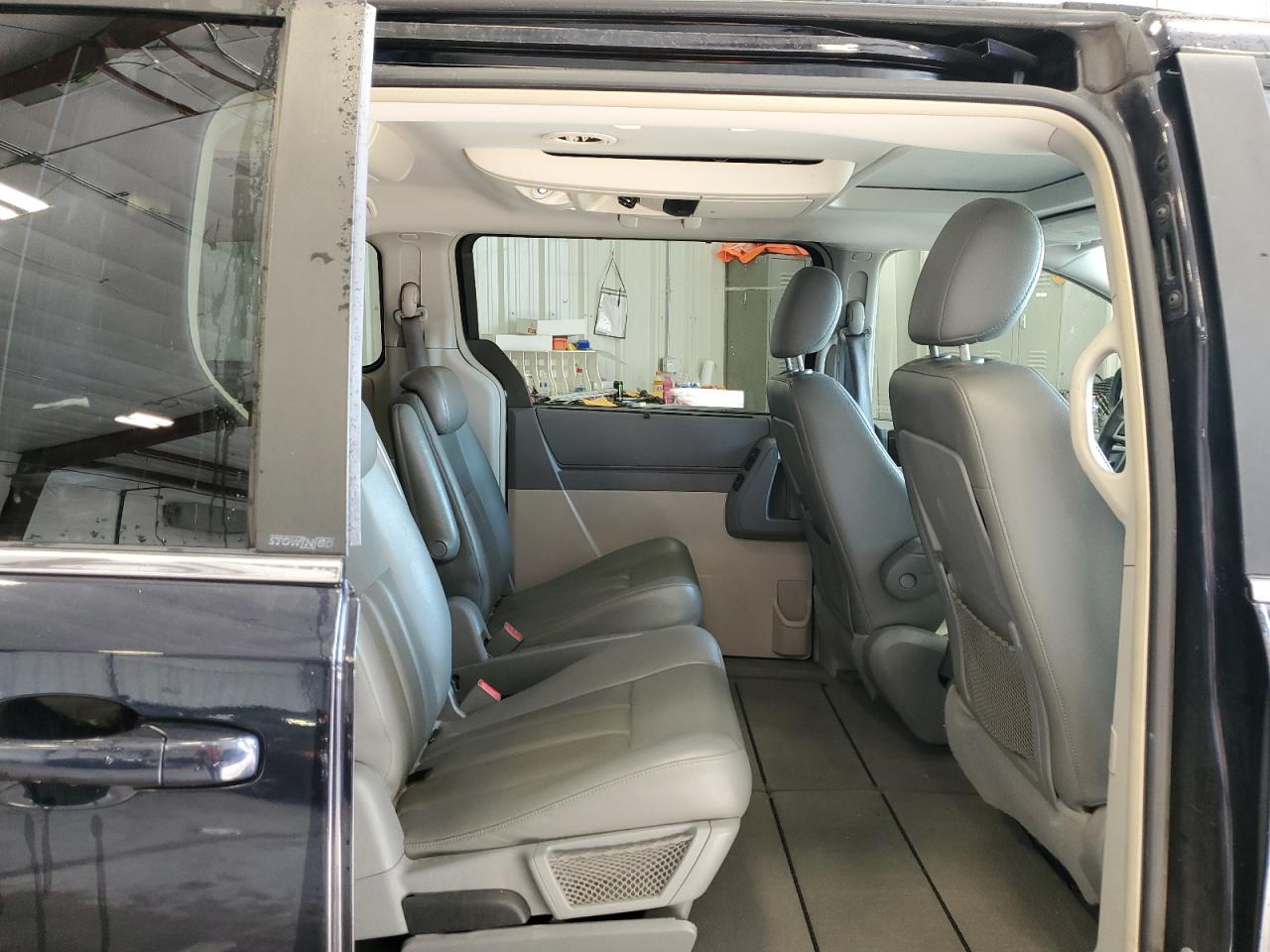 2010 Chrysler Town & Country Touring VIN: 2A4RR5D15AR149907 Lot: 62289894