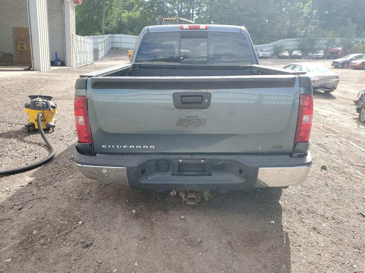 2008 Chevrolet Silverado K1500 VIN: 2GCEK13M981132145 Lot: 62875084