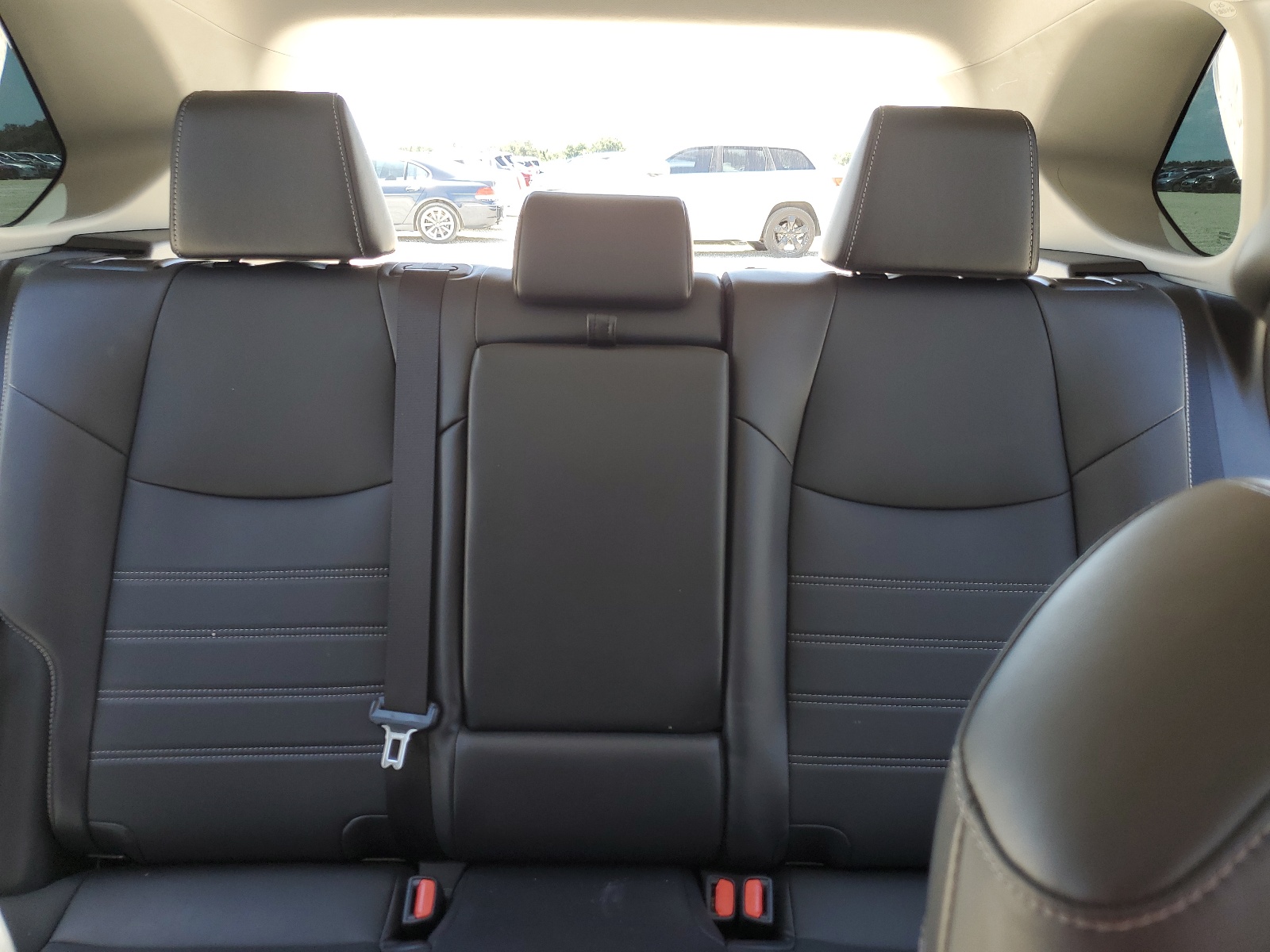 2T3C1RFV6NC191428 2022 Toyota Rav4 Xle Premium