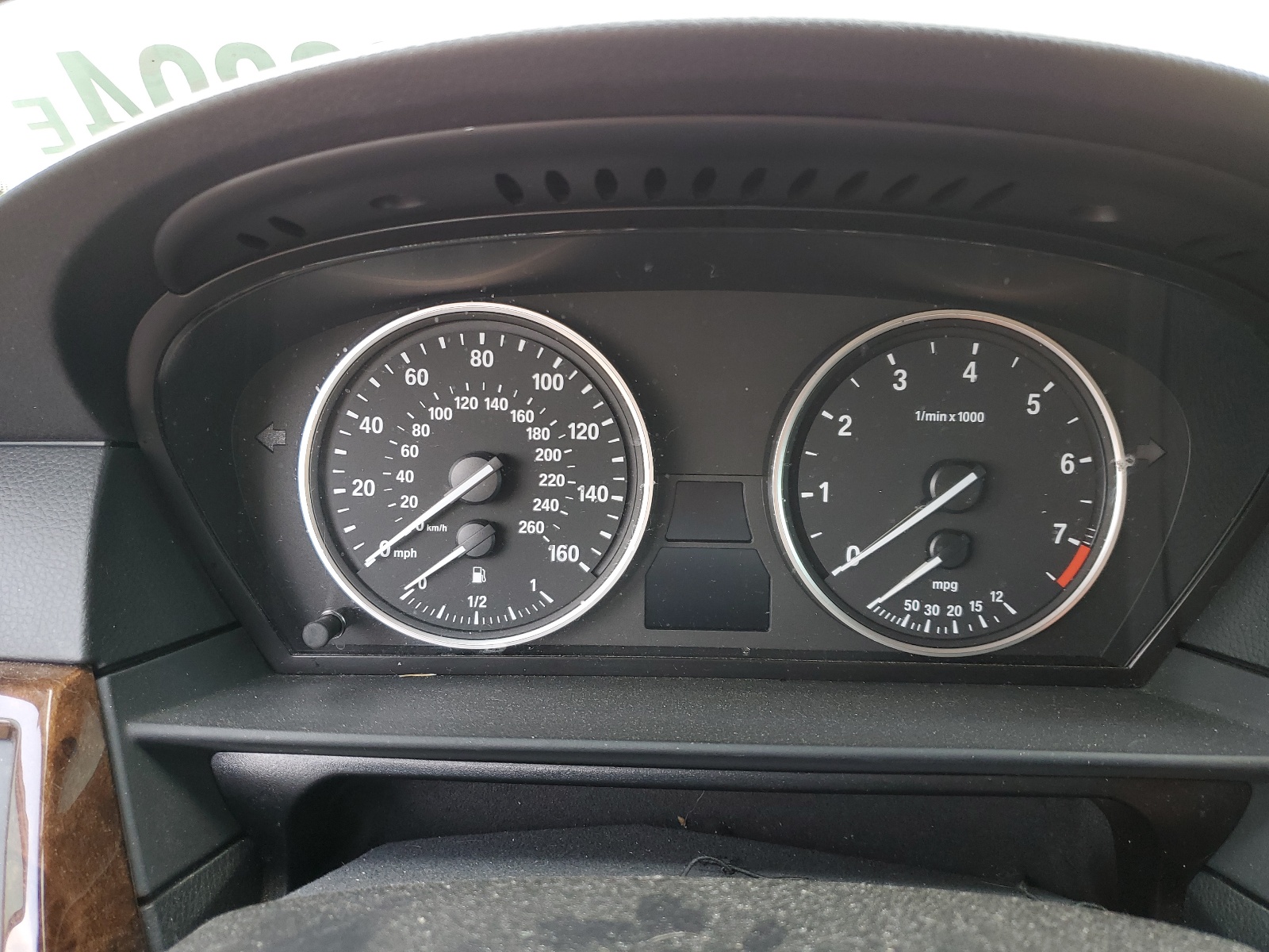 WBANV13548CZ54617 2008 BMW 528 Xi