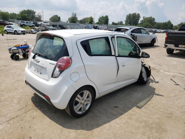 Хэтчбеки CHEVROLET SPARK 2014 Белый