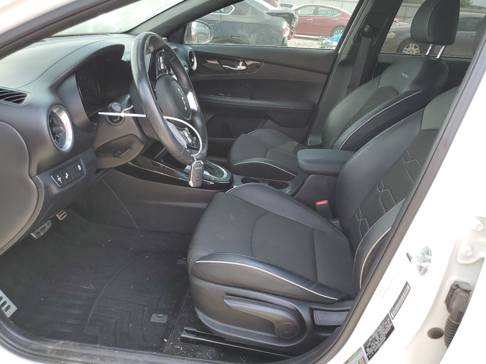 3KPF54AD6NE430666 2022 Kia Forte Gt Line