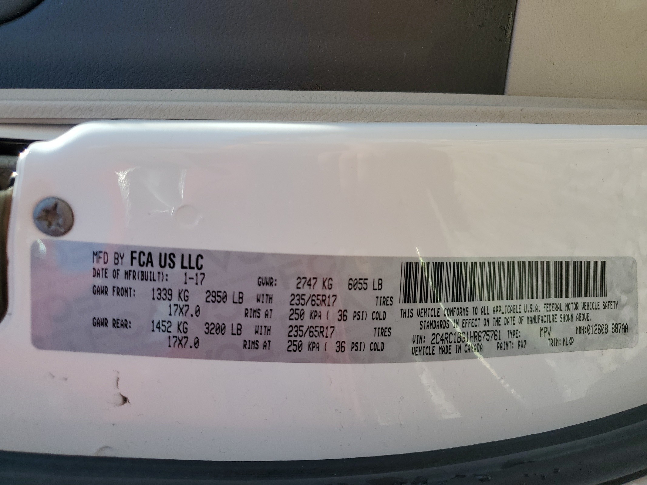 2C4RC1BG1HR675761 2017 Chrysler Pacifica Touring L