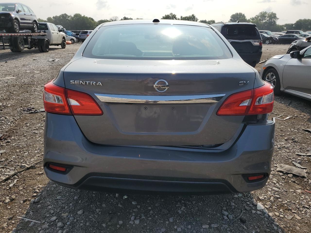 3N1AB7AP4JY273391 2018 Nissan Sentra S