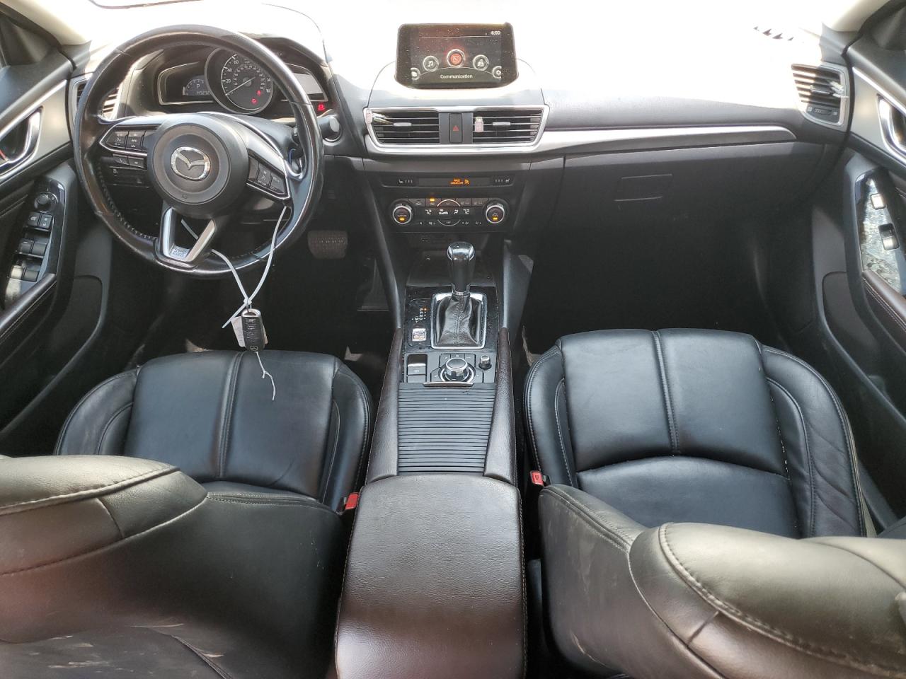 2018 Mazda 3 Touring VIN: 3MZBN1V37JM183671 Lot: 63093954