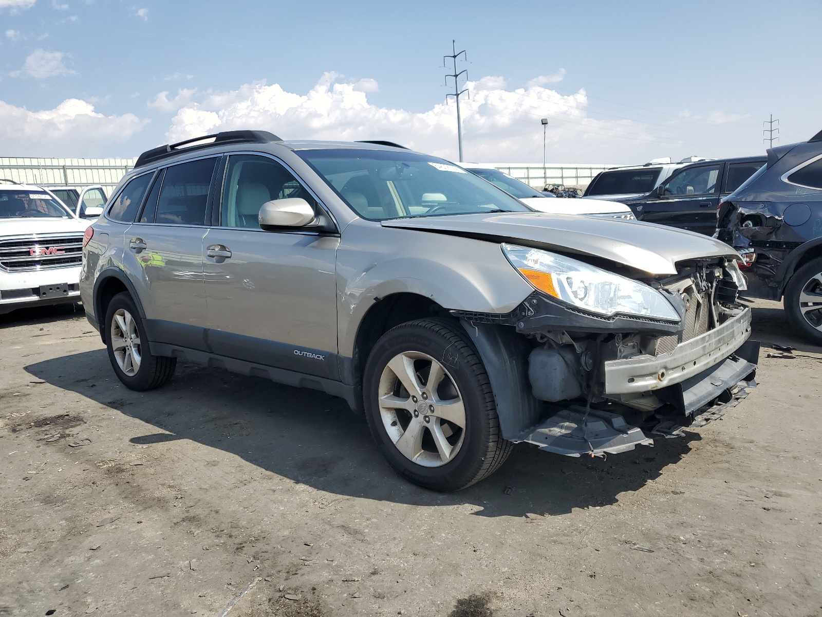 2014 Subaru Outback 2.5I Limited vin: 4S4BRCLC8E3231932