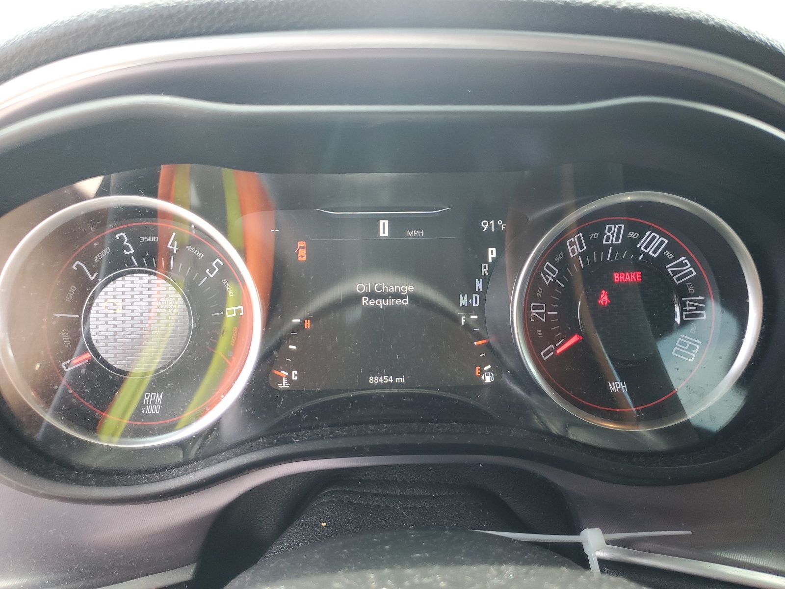 2C3CDZAG5KH530324 2019 Dodge Challenger Sxt