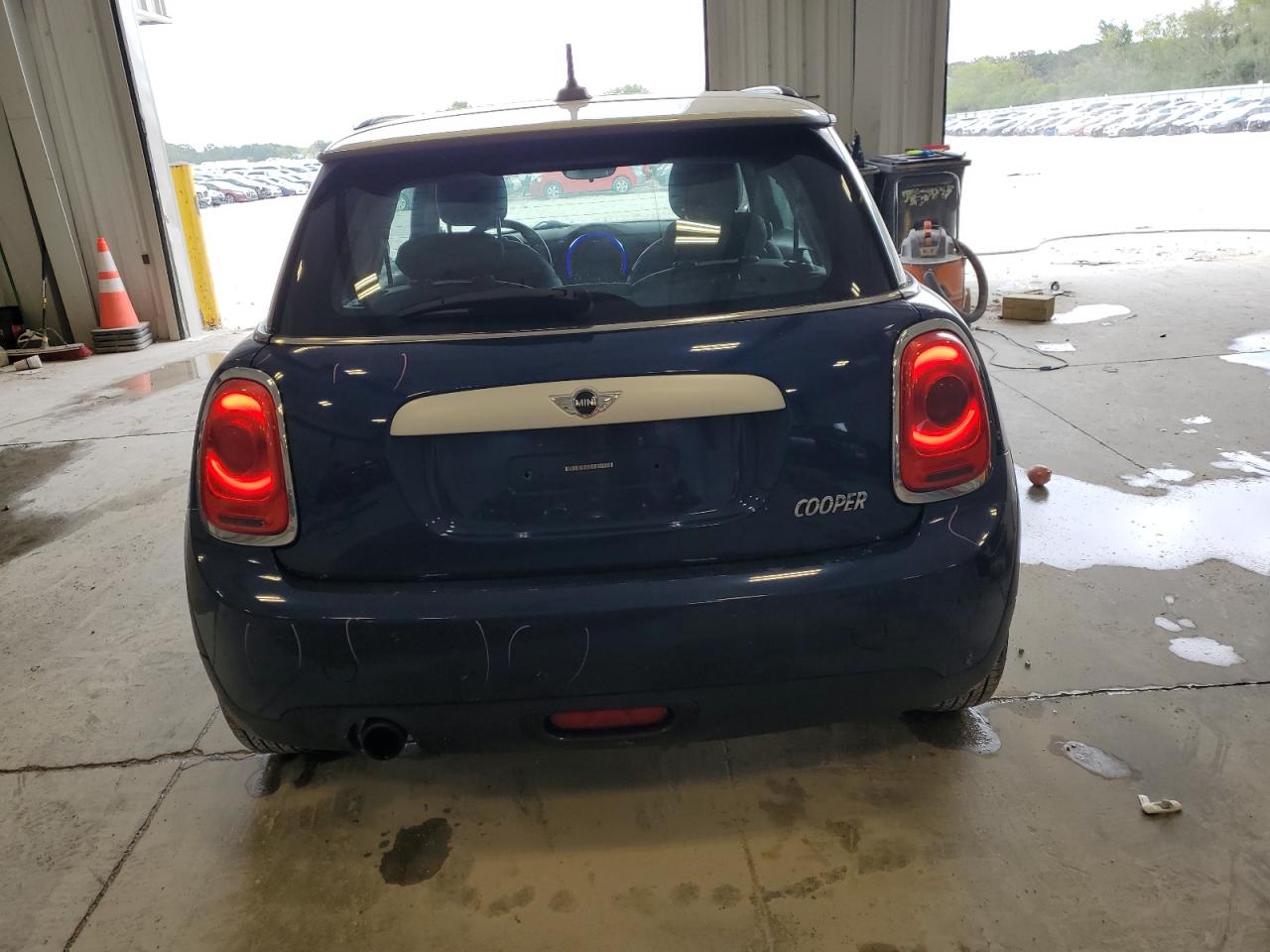 2015 Mini Cooper VIN: WMWXM5C59FT939224 Lot: 63857044