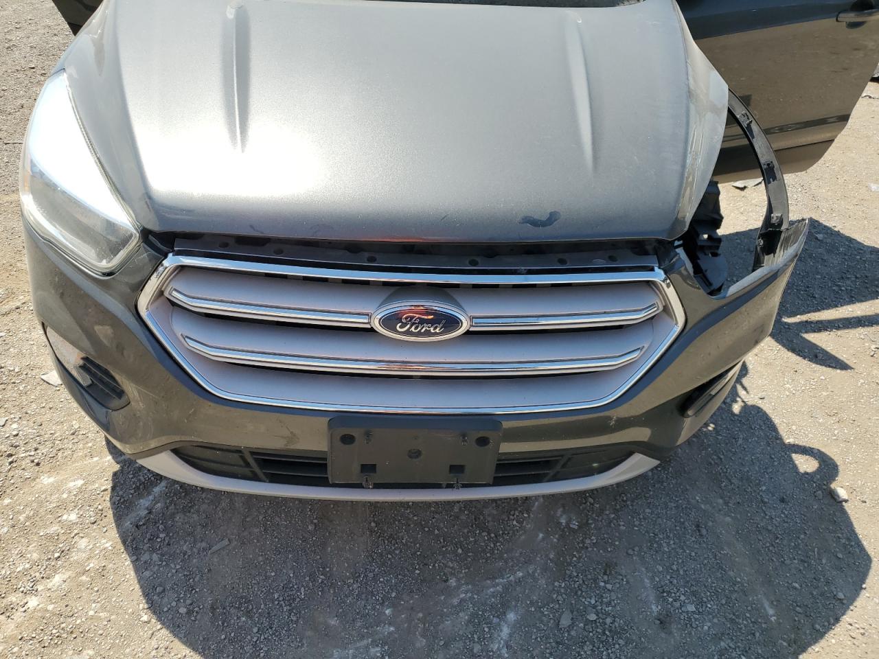 2018 Ford Escape Se VIN: 1FMCU9GD8JUB05602 Lot: 63885604