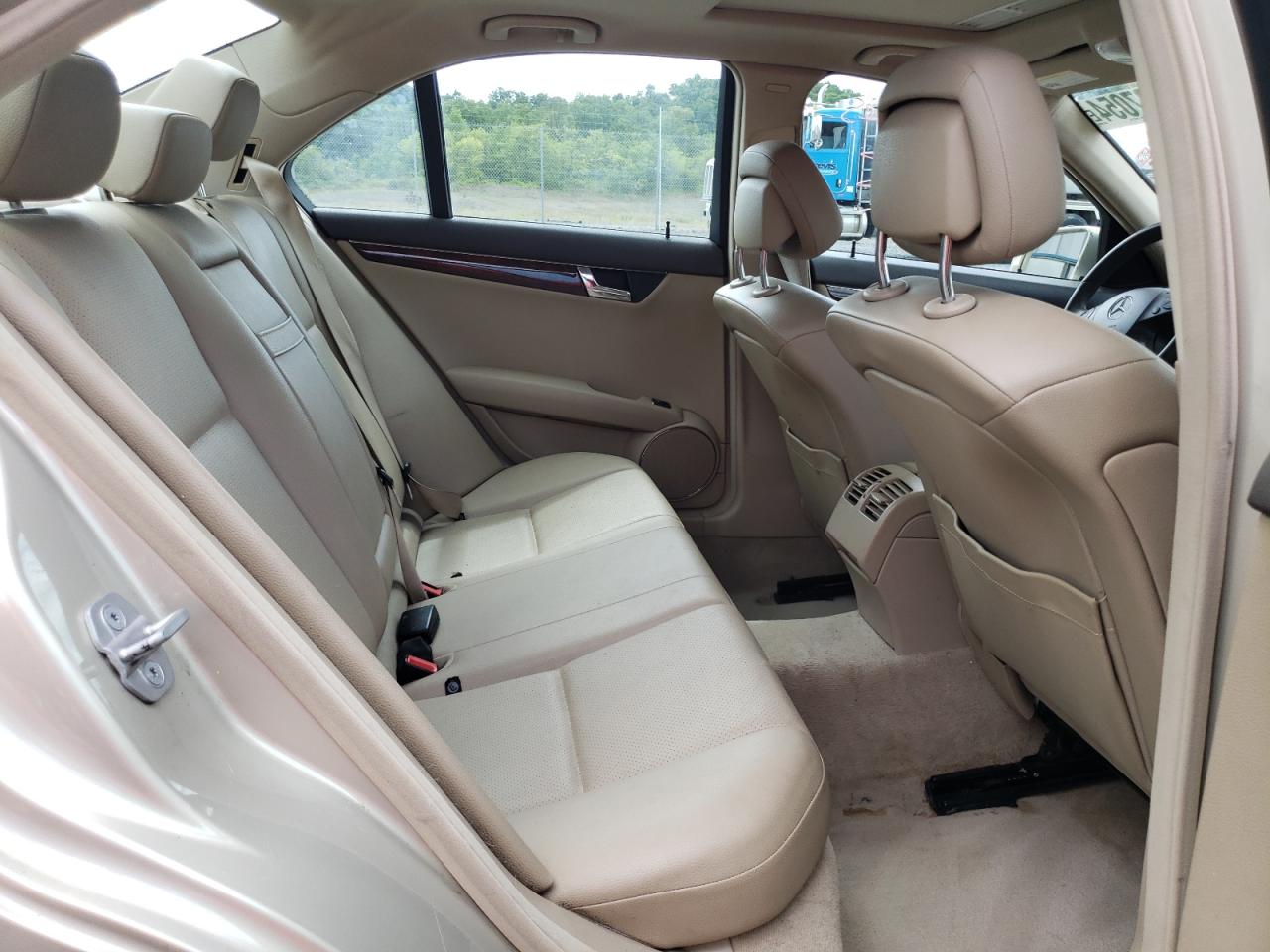 2011 Mercedes-Benz C 300 VIN: WDDGF5EB0BA450769 Lot: 60287054