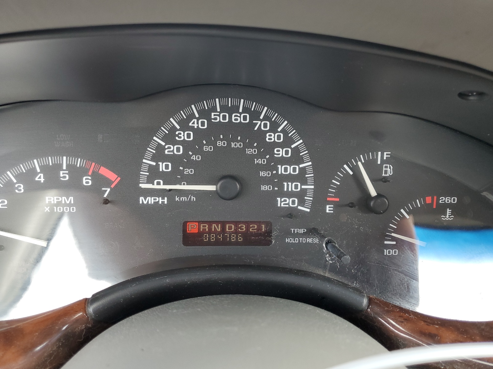 1G1NE52J8Y6317987 2000 Chevrolet Malibu Ls