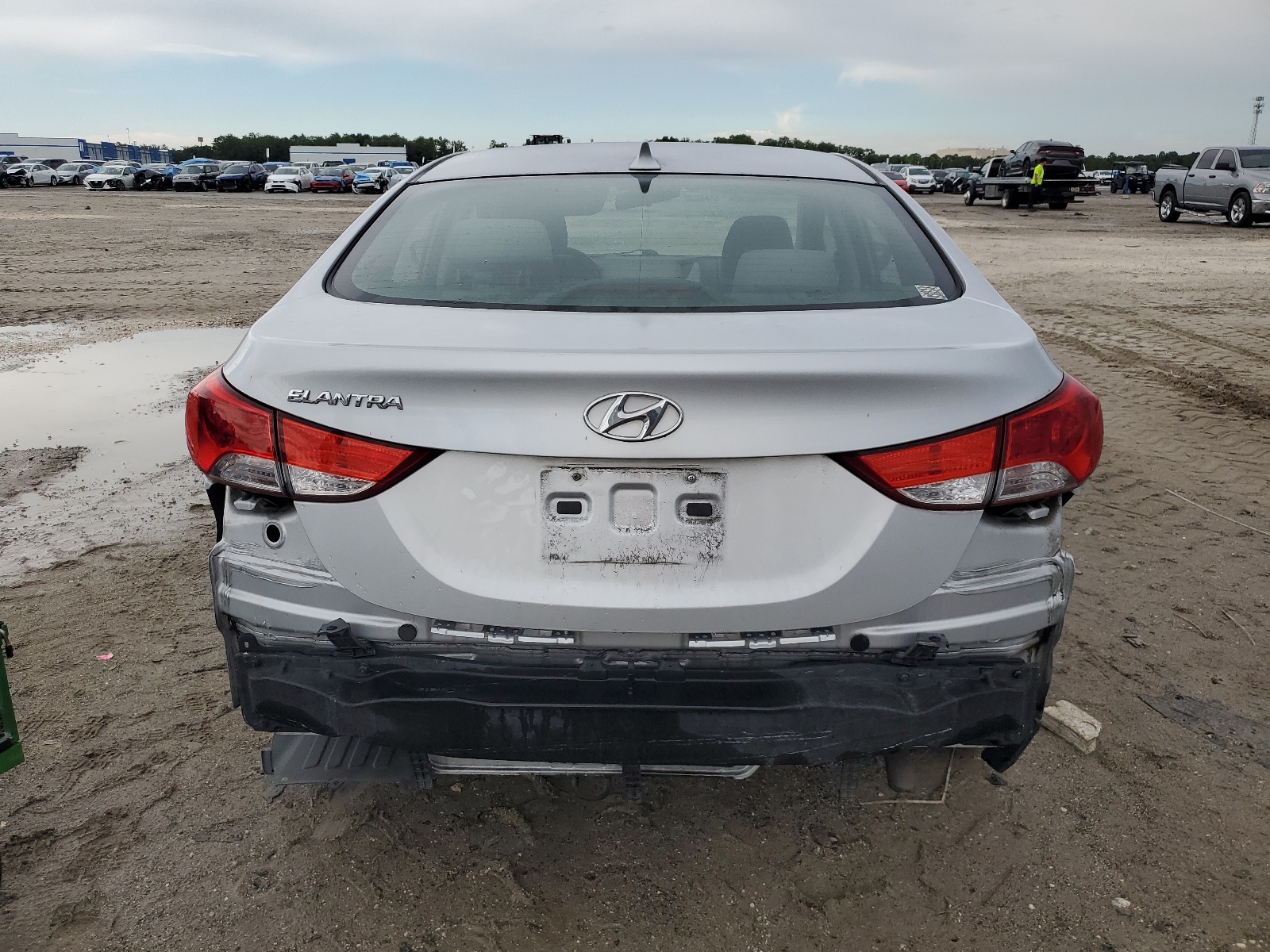 KMHDH4AE4DU719175 2013 Hyundai Elantra Gls
