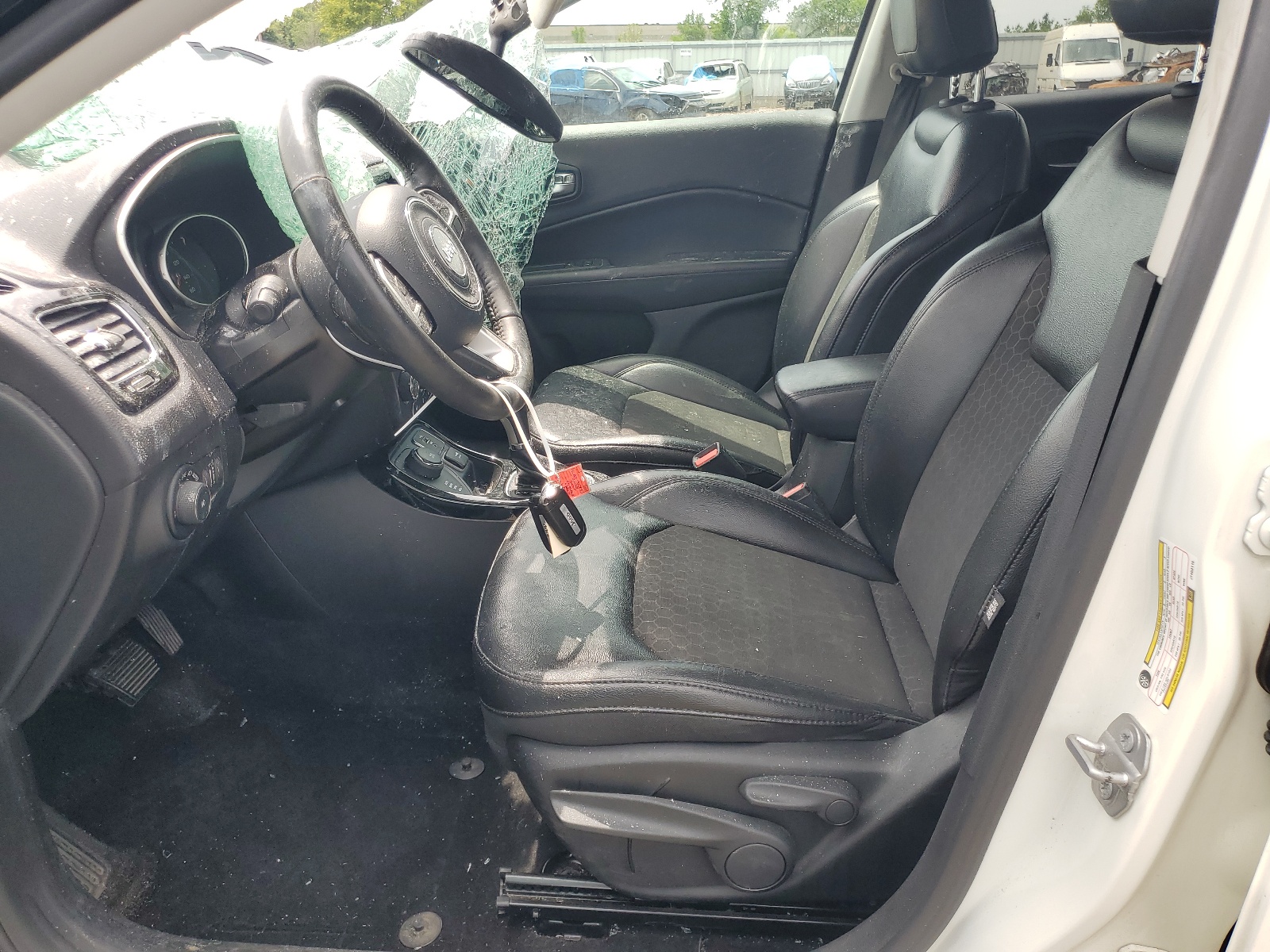 3C4NJDBB4JT453115 2018 Jeep Compass Latitude