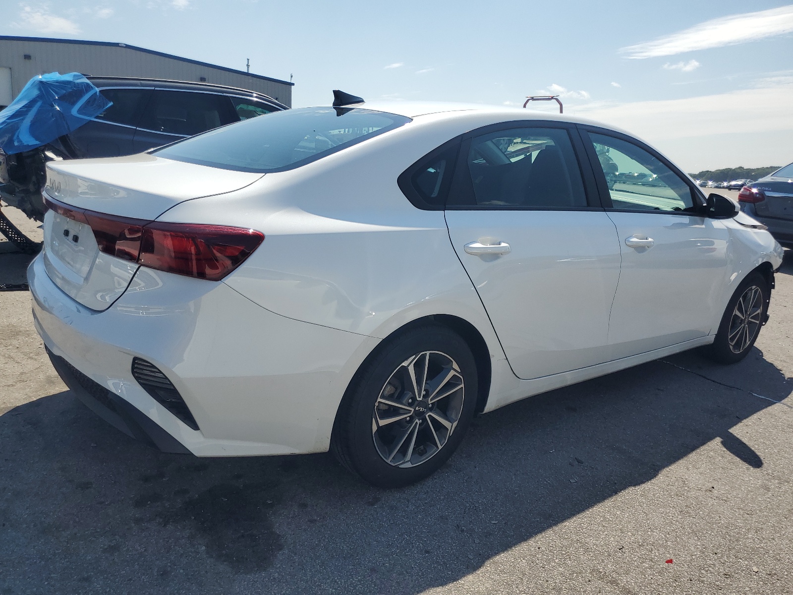 3KPF24AD8PE571640 2023 Kia Forte Lx