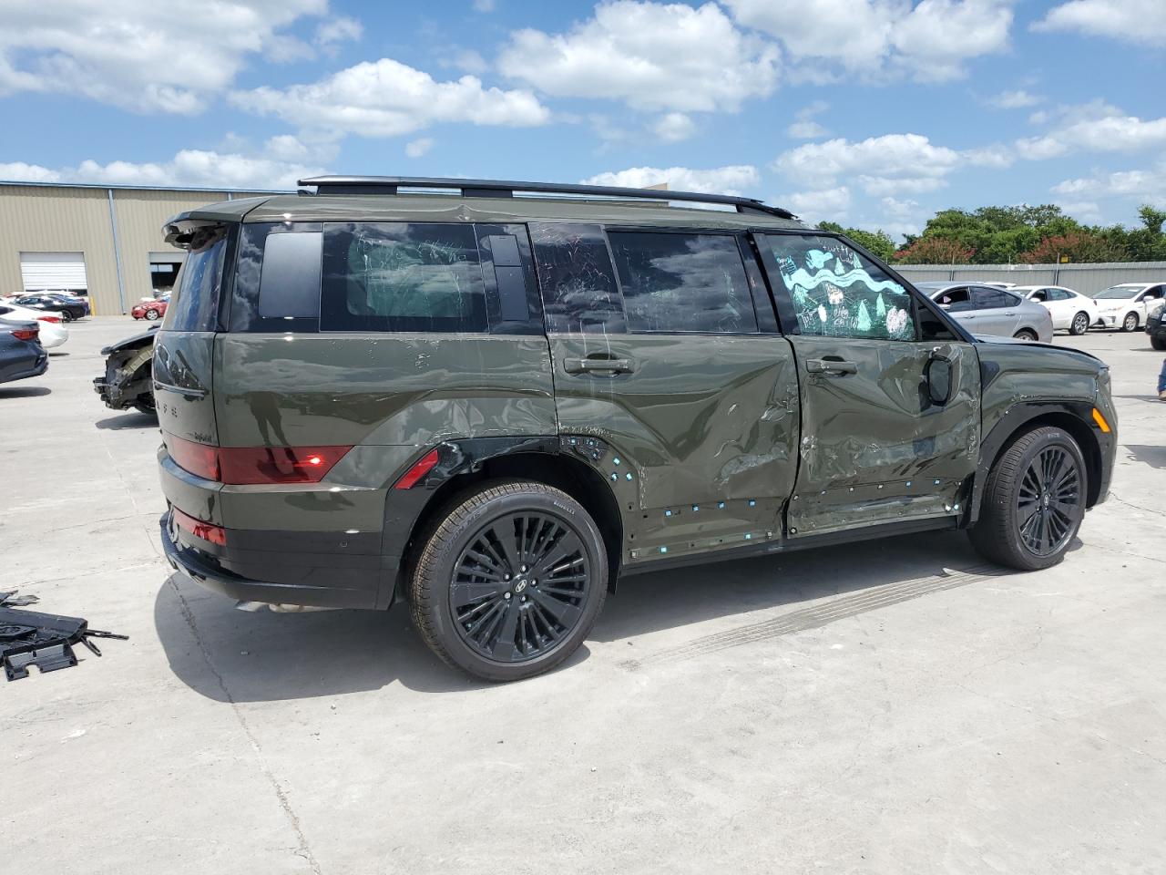 2024 Hyundai Santa Fe - Image 3