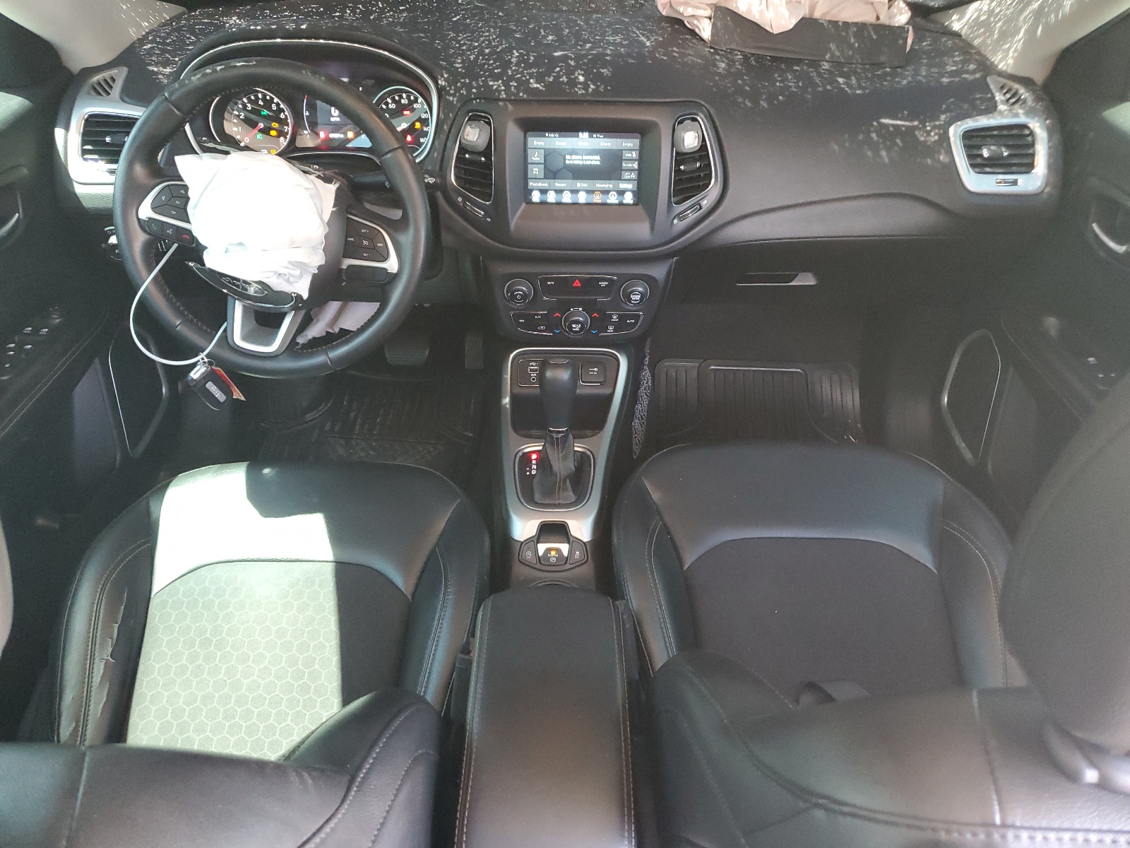 3C4NJCBB0LT166528 2020 Jeep Compass Latitude