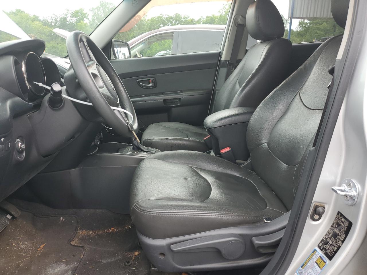 2011 Kia Soul + VIN: KNDJT2A28B7326856 Lot: 64418824