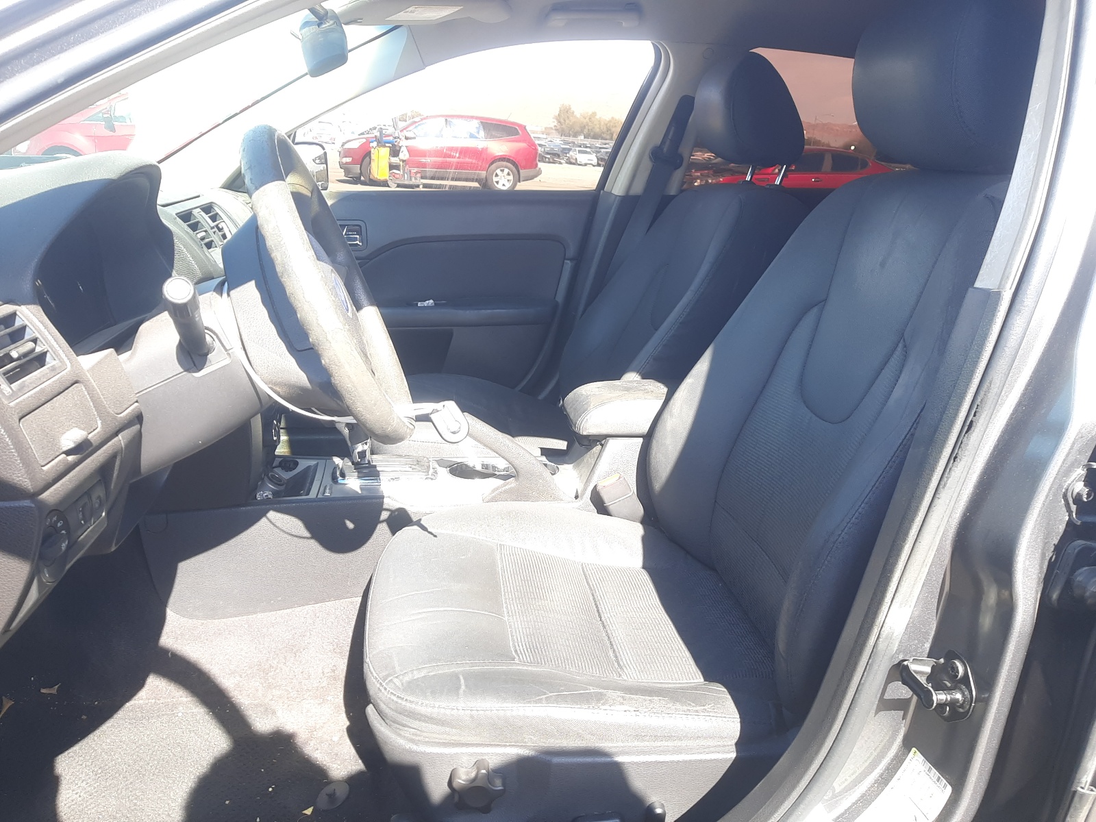 3FAHP0HA2BR242163 2011 Ford Fusion Se