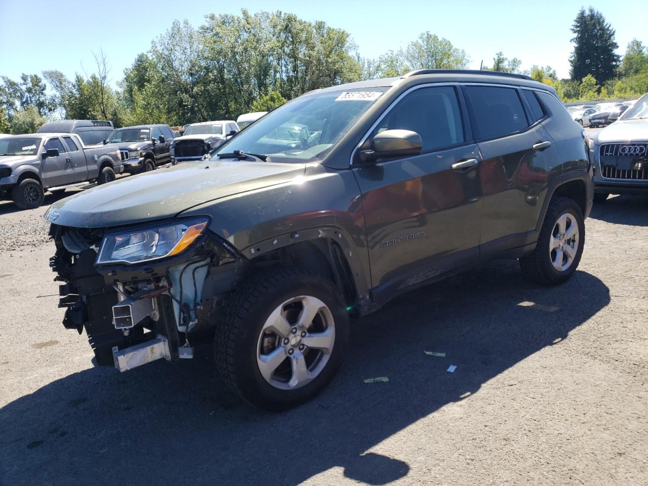 3C4NJDBB4JT492660 2018 JEEP COMPASS - Image 1