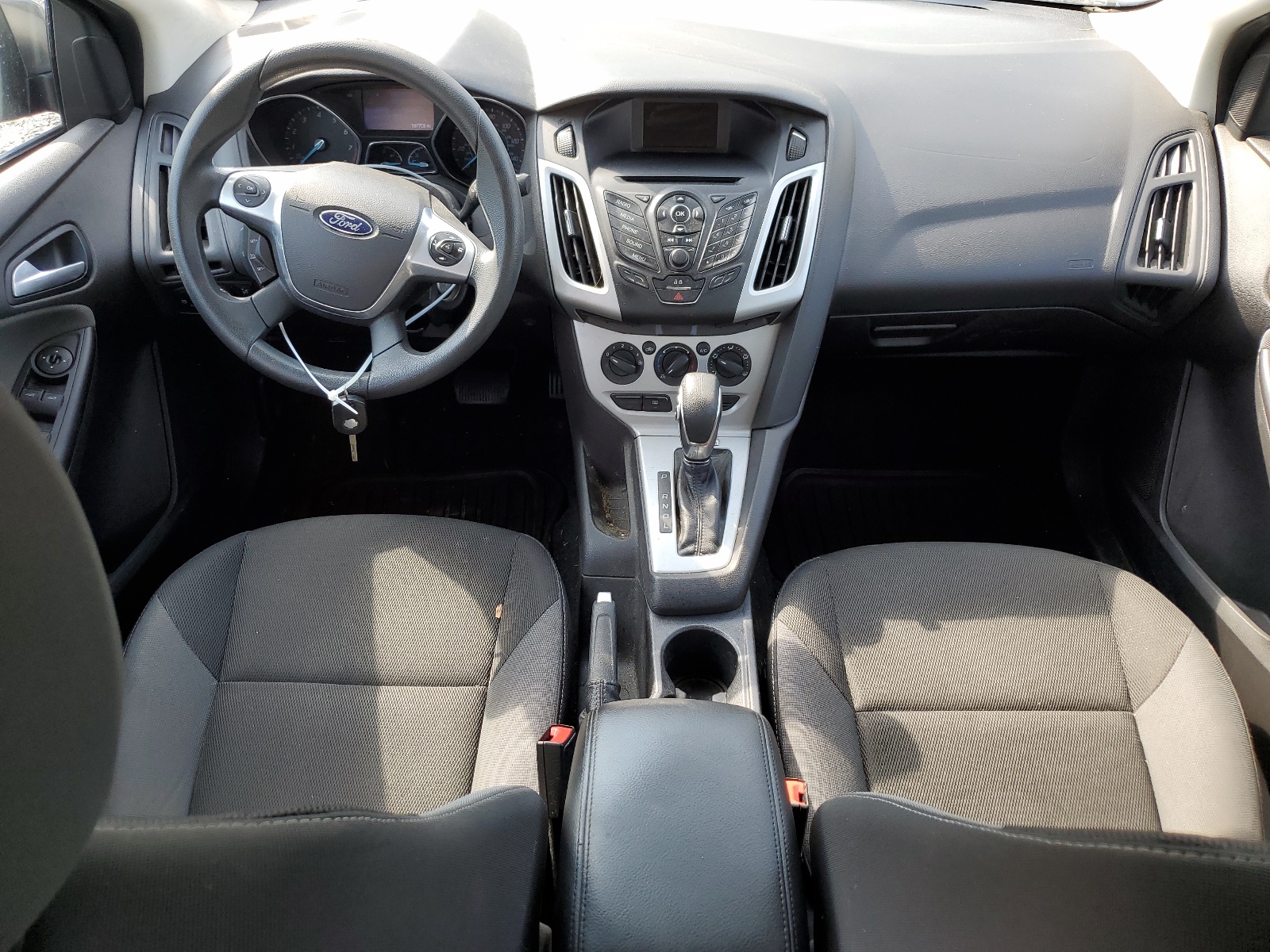 2014 Ford Focus Se vin: 1FADP3F24EL188170