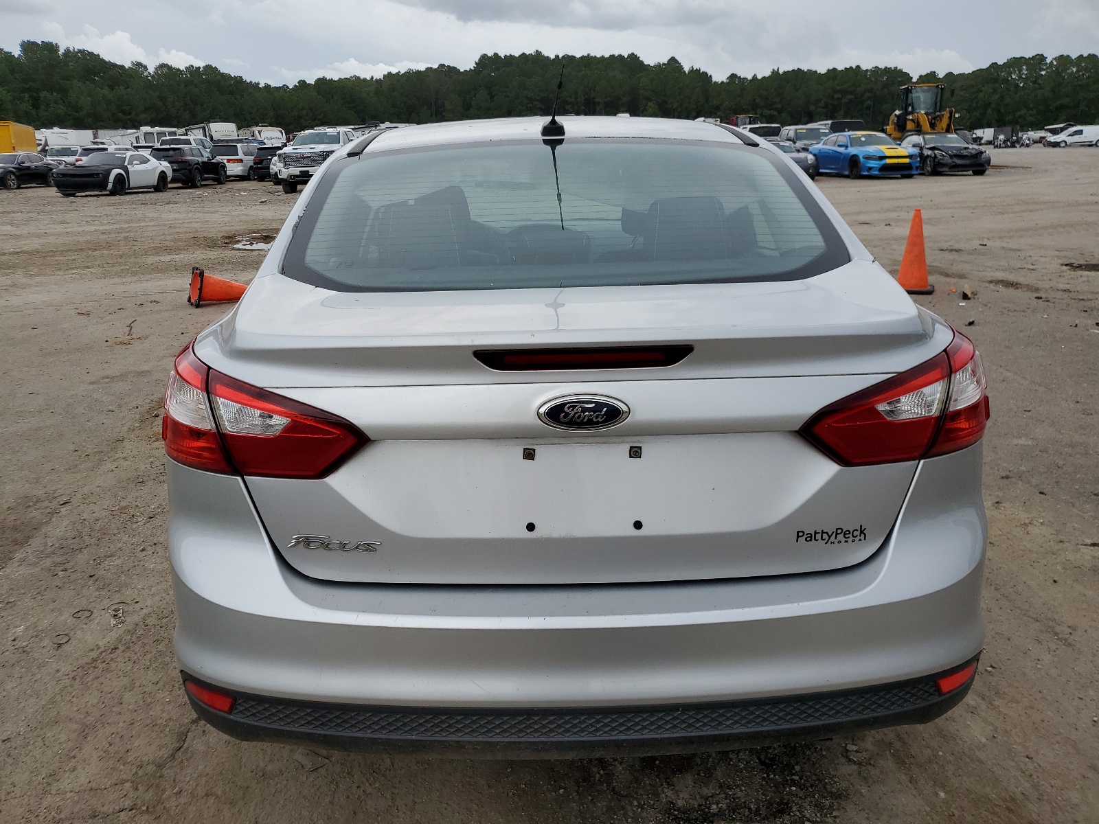 2012 Ford Focus S vin: 1FAHP3E22CL293001