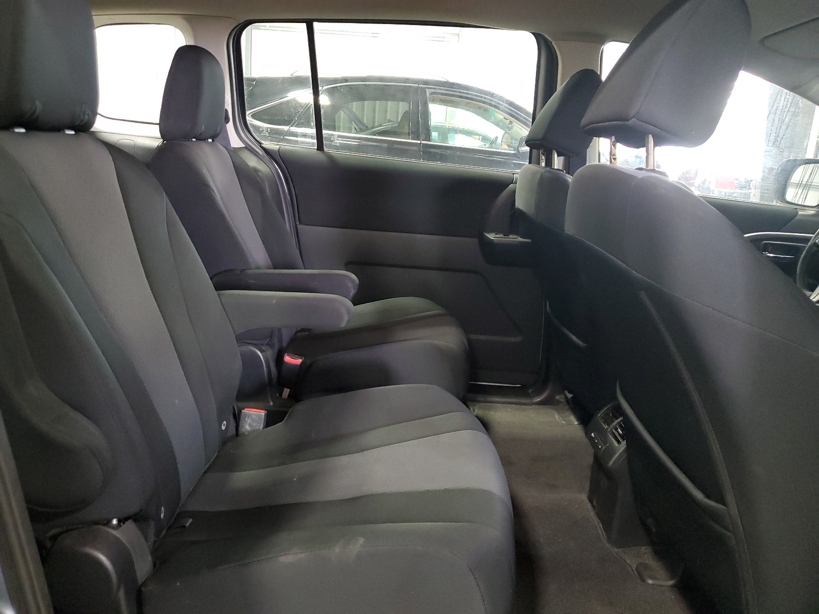 JM1CW2BL3D0144811 2013 Mazda 5